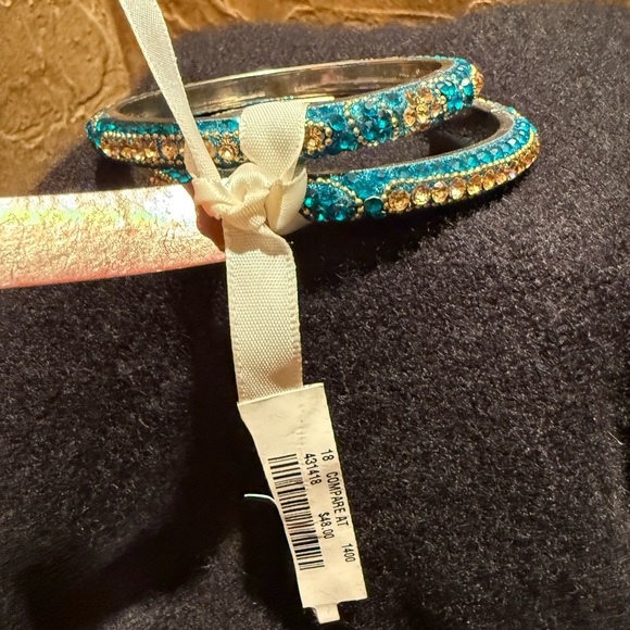 Turquoise crystal bracelets - Picture 2 of 10